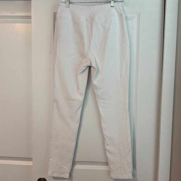 Belle by Kim Gravel Flexibelle White Jegging with Diagonal Hem Size 6 - Picture 4 of 11